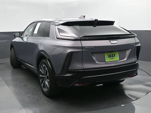 Used 2024 Cadillac Lyriq Sport AWD/4WD image 30