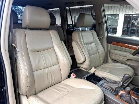 Used 2004 Lexus GX 470 image 19