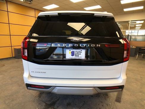 New 2026 Ford Expedition Platinum w/ Platinum Ultimate Package image 6