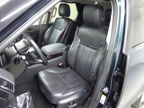 Used 2017 Land Rover Discovery HSE image 20