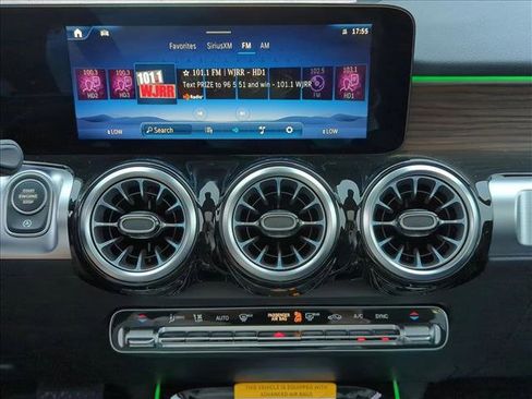 New 2026 Mercedes-Benz GLB 250 image 12