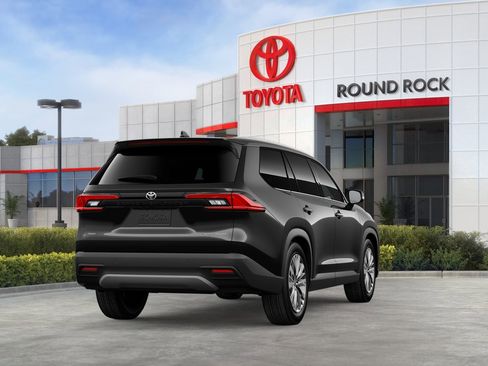 New 2026 Toyota Grand Highlander Platinum image 9