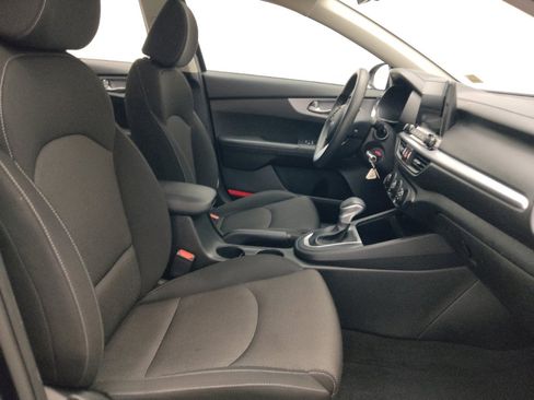 Used 2023 Kia Forte LXS FWD image 21