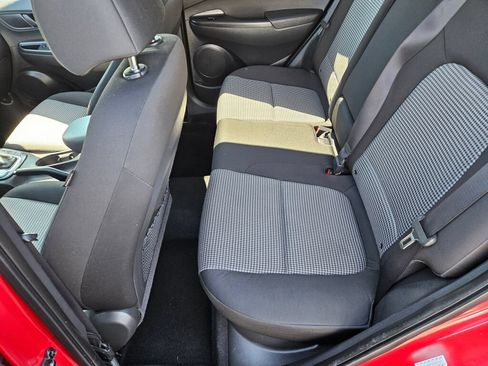 Used 2018 Hyundai Kona SEL AWD/4WD image 11
