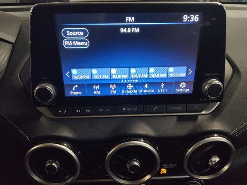 Used 2025 Nissan Sentra SV FWD image 25