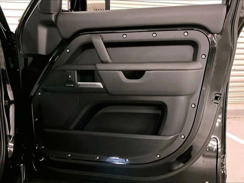 Certified 2025 Land Rover Defender 130 S image 27