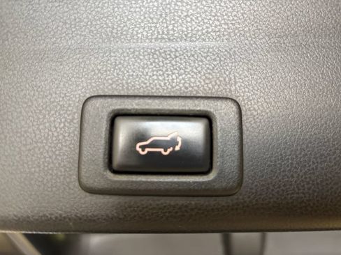 Used 2019 Subaru Ascent Touring AWD/4WD image 26