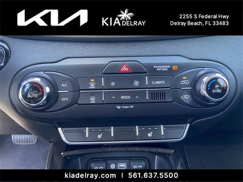 Used 2017 Kia Sorento EX image 20