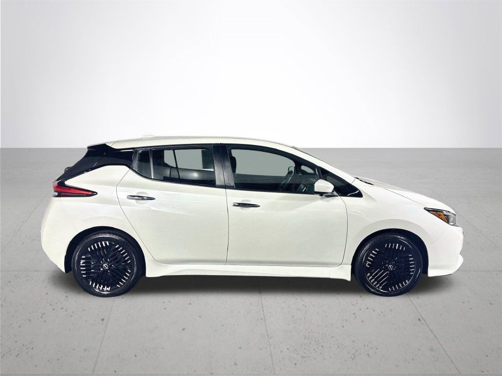 Used 2025 Nissan Leaf SV Plus FWD image 5