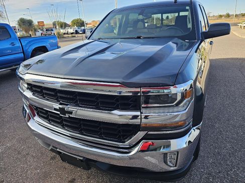 Used 2017 Chevrolet Silverado 1500 LT w/ All Star Edition image 9