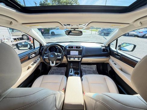 Used 2016 Subaru Outback 3.6R Limited AWD/4WD image 28