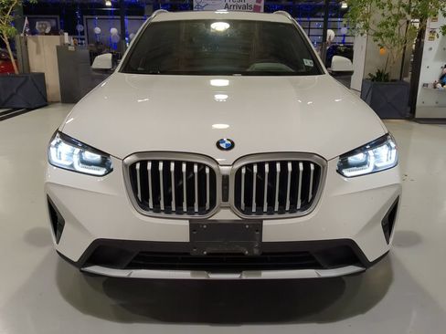 Used 2023 BMW X3 xDrive30i w/ Premium Package w/ZPA AWD/4WD image 3