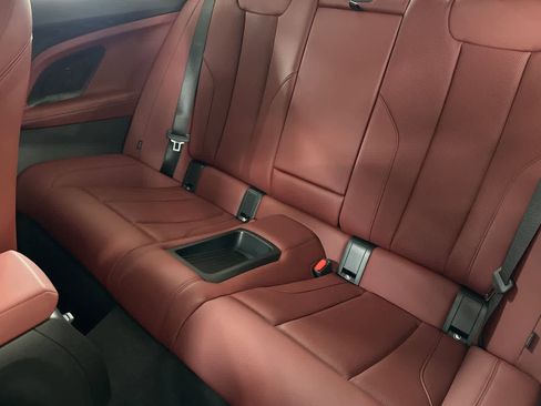 Used 2025 BMW 230i Coupe w/ Premium Package image 4