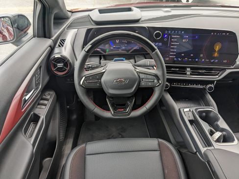 New 2025 Chevrolet Equinox EV RS image 17