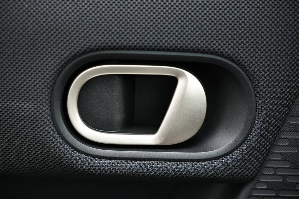 New 2026 MINI Cooper 4-Door Hardtop FWD image 15
