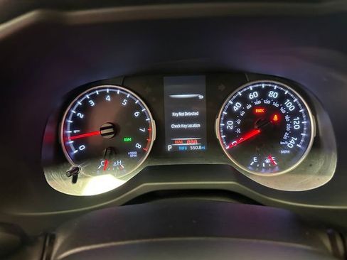 Certified 2019 Toyota RAV4 XLE Premium AWD/4WD image 19