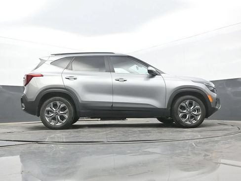 Used 2024 Kia Seltos S AWD/4WD image 59