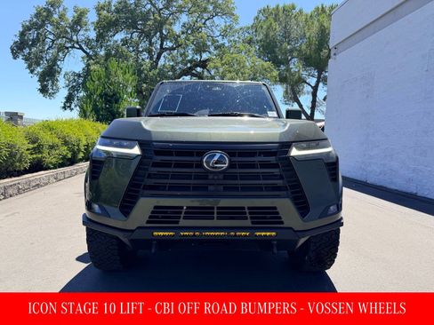 Used 2024 Lexus GX 550 w/ Cold Area Package AWD/4WD image 2
