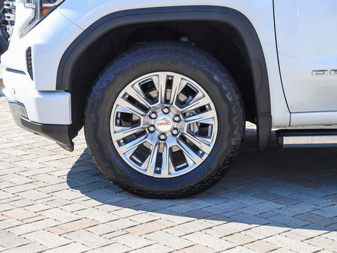 Used 2022 GMC Sierra 1500 Denali AWD/4WD image 13