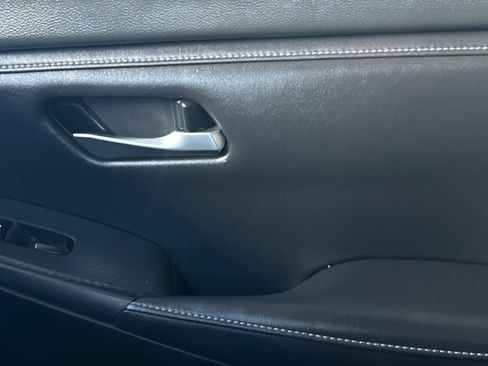 Used 2022 Nissan Sentra SV FWD image 19