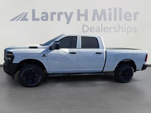 New 2026 RAM 2500 Tradesman AWD/4WD image 3