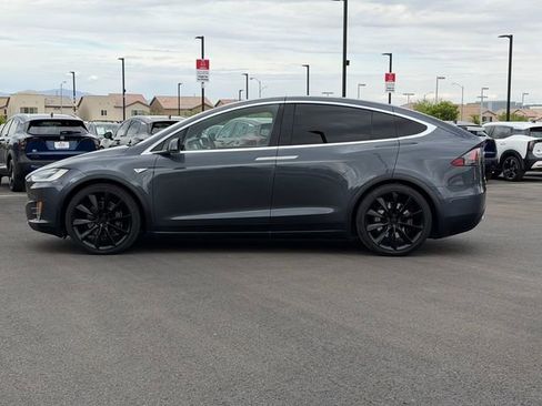 Used 2016 Tesla Model X 90D AWD/4WD image 2