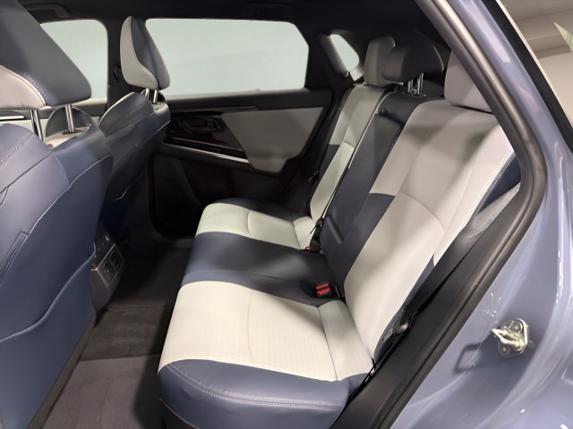 Used 2023 Subaru Solterra AWD image 30