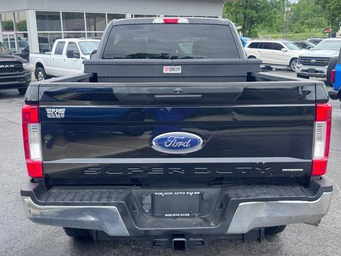 Used 2019 Ford F250 XL w/ STX Appearance Package AWD/4WD image 4
