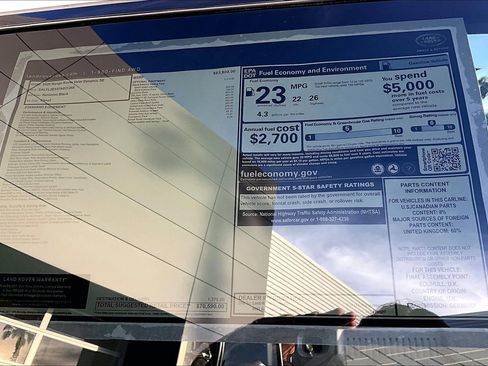 New 2026 Land Rover Range Rover Velar Dynamic SE image 14