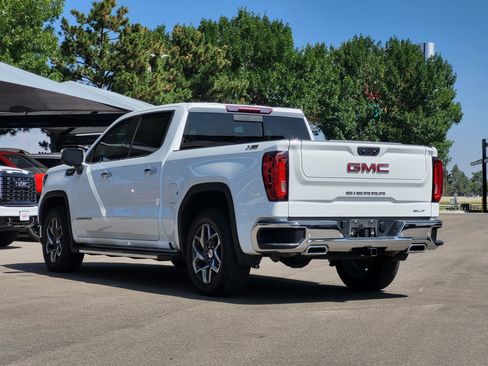Used 2024 GMC Sierra 1500 SLT w/ SLT Premium Plus Package AWD/4WD image 5