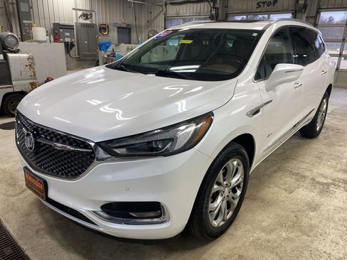 Used 2021 Buick Enclave Avenir w/ Avenir Technology Package image 9