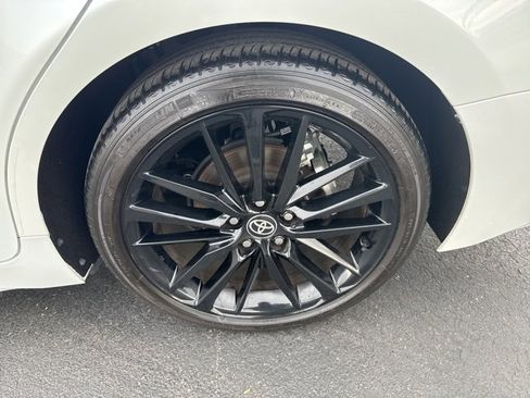 Used 2023 Toyota Camry XSE image 4