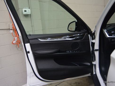 Used 2018 BMW X5 xDrive35d AWD/4WD image 12