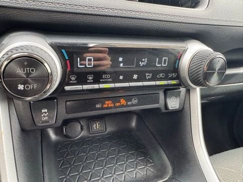 Certified 2025 Toyota RAV4 XLE AWD/4WD image 12