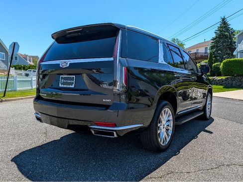 Used 2023 Cadillac Escalade Premium Luxury AWD/4WD image 5