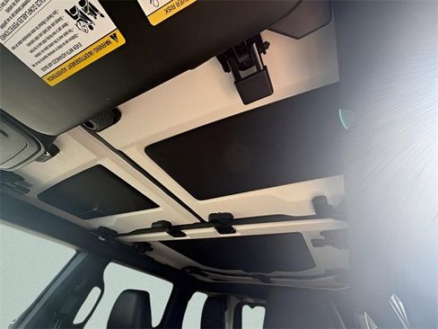 Used 2024 Ford Bronco Wildtrak image 25