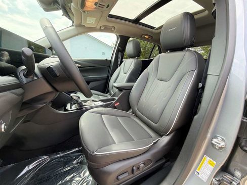 Used 2026 Buick Encore GX Avenir w/ Avenir Technology Package AWD/4WD image 13