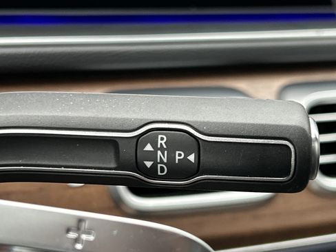 Certified 2025 Mercedes-Benz GLE 450 4MATIC image 29