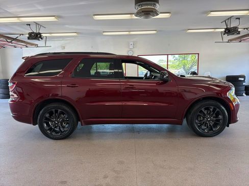 Used 2025 Dodge Durango R/T w/ Blacktop Package AWD/4WD image 31