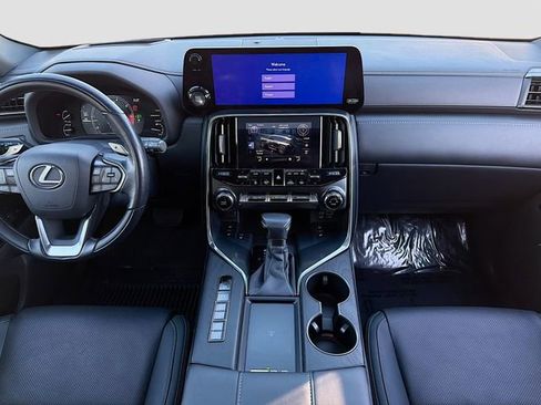 Used 2023 Lexus LX 600 4WD w/ Luxury Package image 20