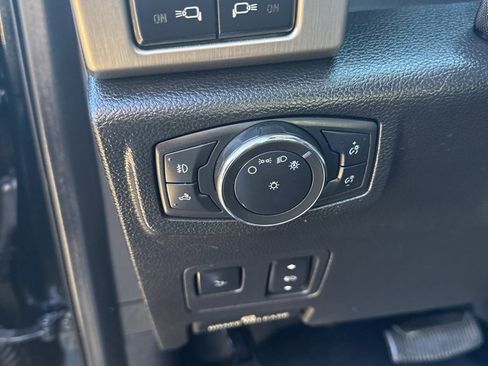 Used 2021 Ford F250 Platinum image 11