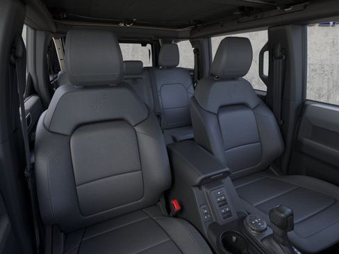New 2025 Ford Bronco Big Bend w/ Black Diamond Package AWD/4WD image 10