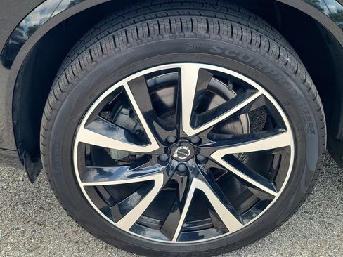 Used 2023 Volvo XC90 B6 Plus w/ Protection Package Premier AWD/4WD image 7