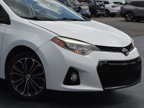 Used 2015 Toyota Corolla S FWD image 2