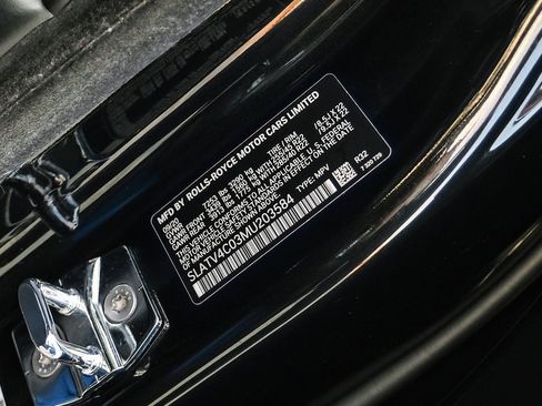 Used 2021 Rolls-Royce Cullinan AWD/4WD image 69