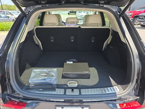 New 2026 Genesis GV70 2.5T Advanced AWD/4WD image 33