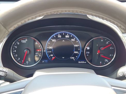 Used 2020 Chevrolet Malibu Premier FWD image 34