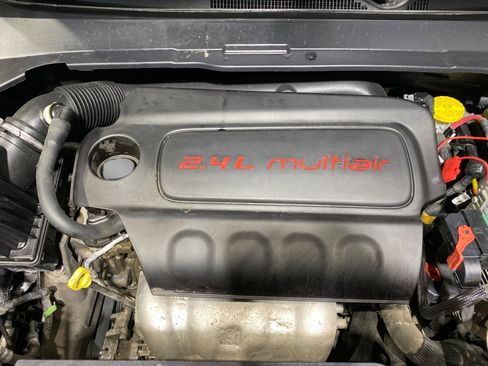 Used 2018 Jeep Compass Limited w/ Navigation Group image 25