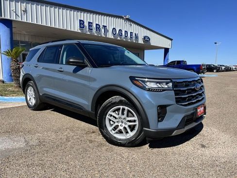New 2026 Ford Explorer Active w/ Active Comfort Package image 1