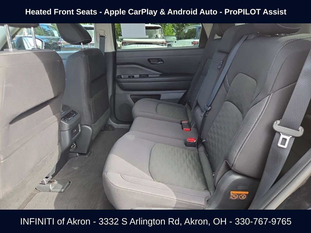 Used 2024 Nissan Pathfinder SV AWD/4WD image 28